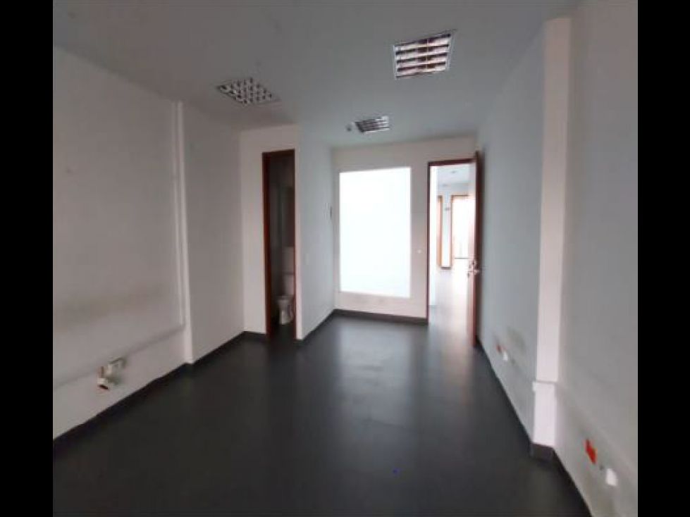 Oficina en venta Cundinamarca Bogotá Lago Gaitan 49 m2 Habitaciones 0 Baños 1 Garajes 1 Precio $411348000
