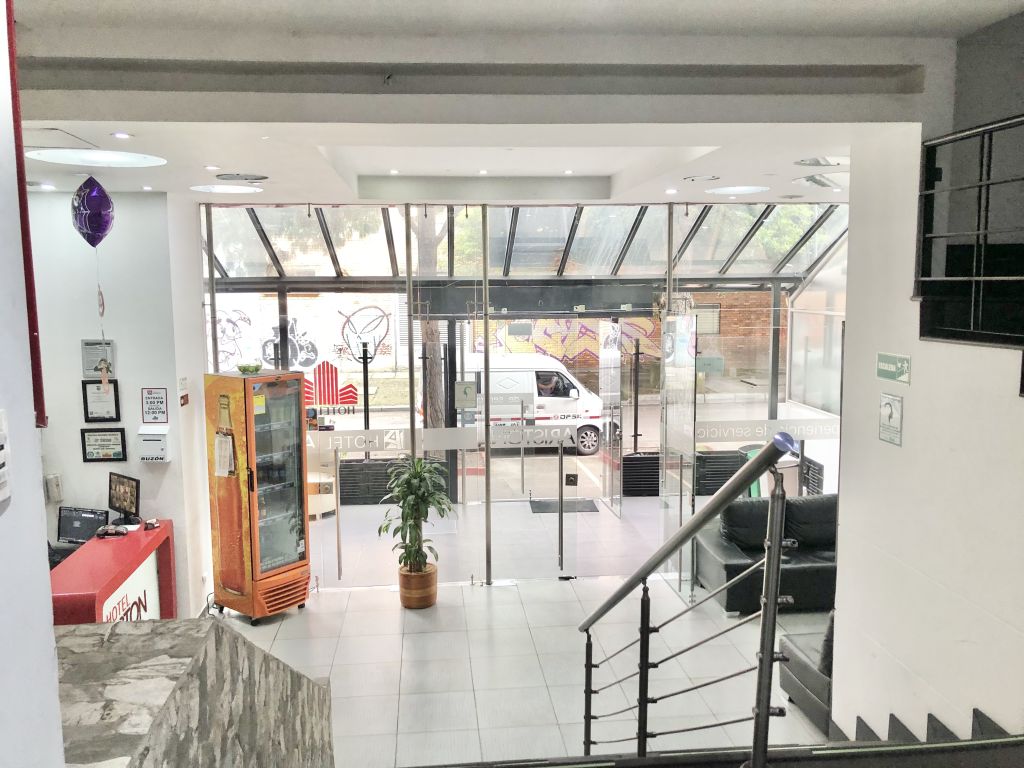 Edificio en venta Cundinamarca Bogotá El Recuerdo 1000 m2 Habitaciones 15 Baños 10 Garajes 0 Precio $6500000000