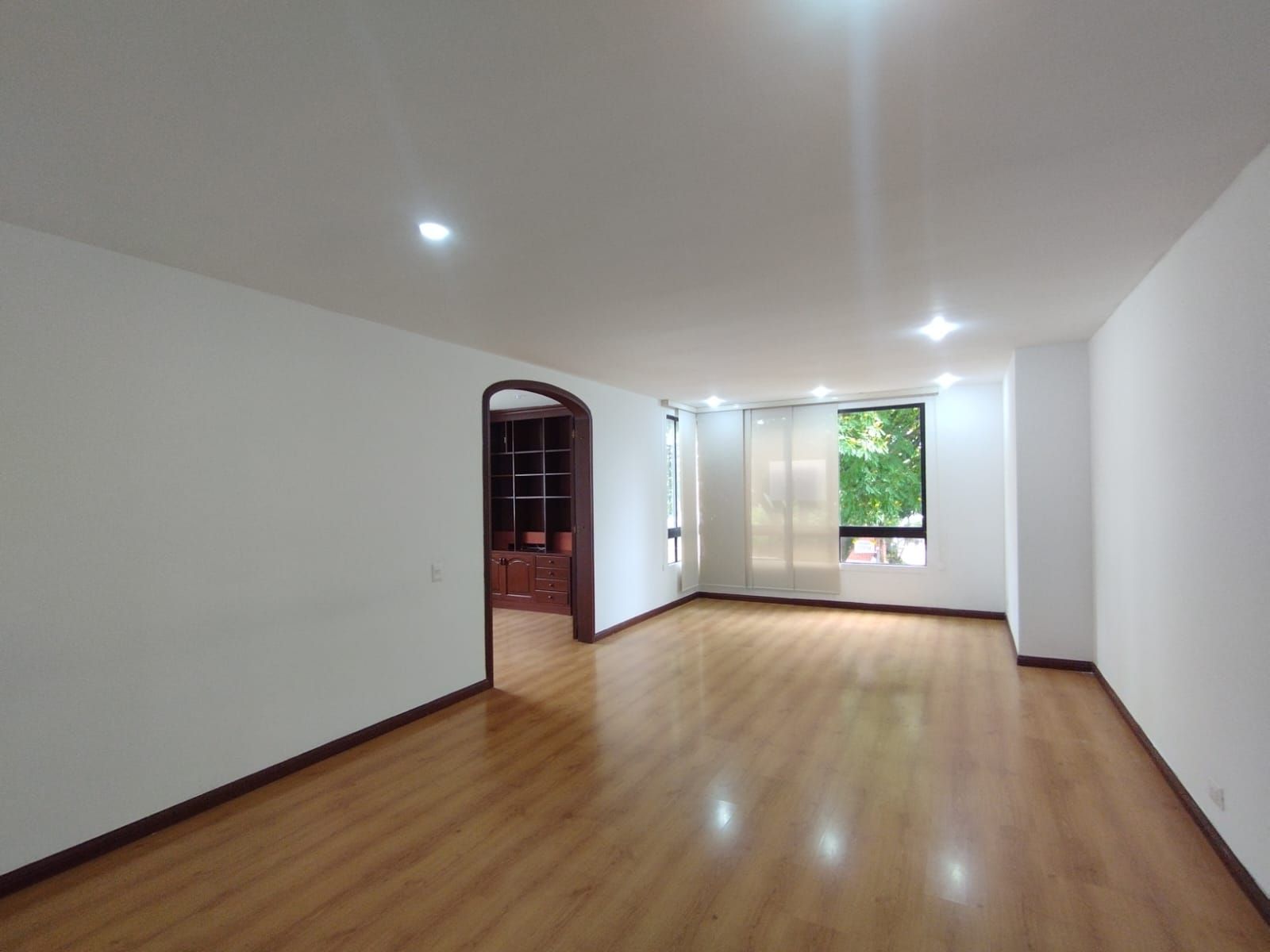 Apartamento en arriendo Risaralda Pereira Los Angeles 156 m2 Habitaciones 3 Baños 2 Garajes 3 Precio $4500000