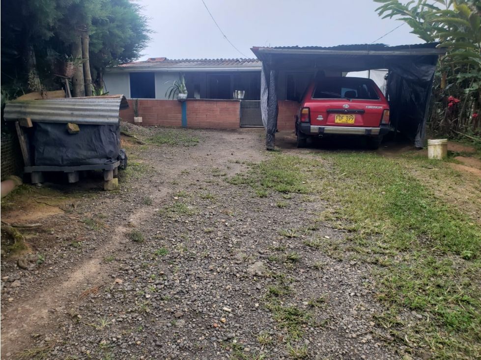 Finca en venta Cundinamarca Silvania Cn Granjas De Sauzalito 3400 m2 Habitaciones 3 Baños 0 Garajes 1 Precio $320000000