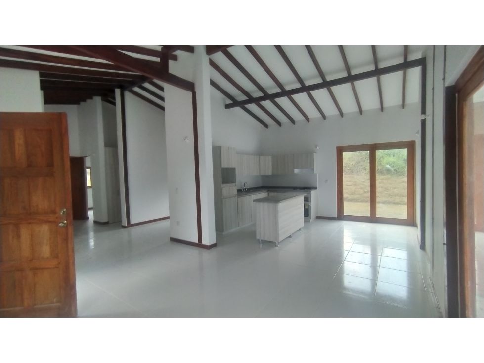 Casa Campestre en venta Caldas Chinchiná Chinchiná 150 m2 Habitaciones 3 Baños 3 Garajes 4 Precio $600000000