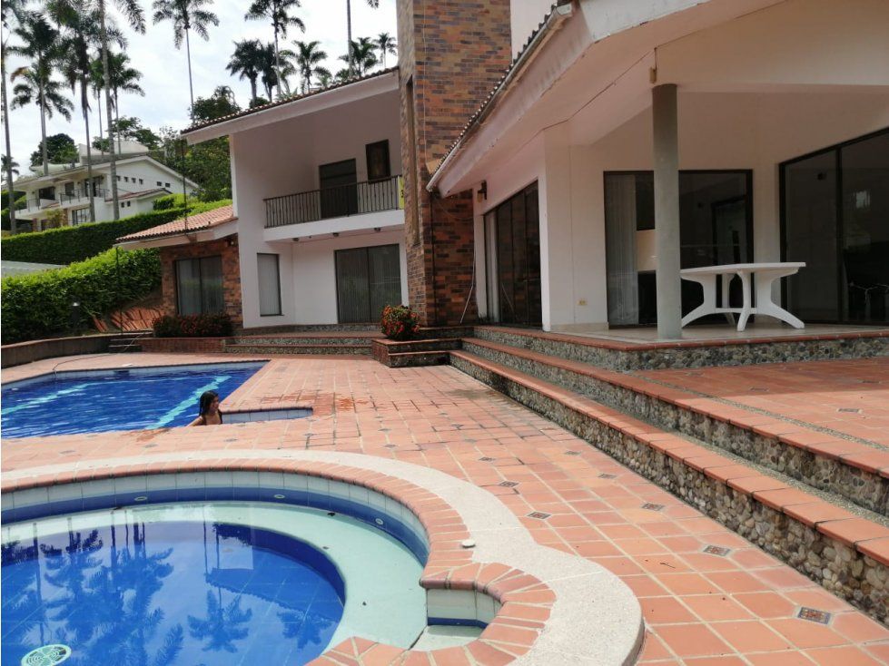 Casa Campestre en venta Caldas Manizales Manizales 380 m2 Habitaciones 4 Baños 5 Garajes 6 Precio $1500000000