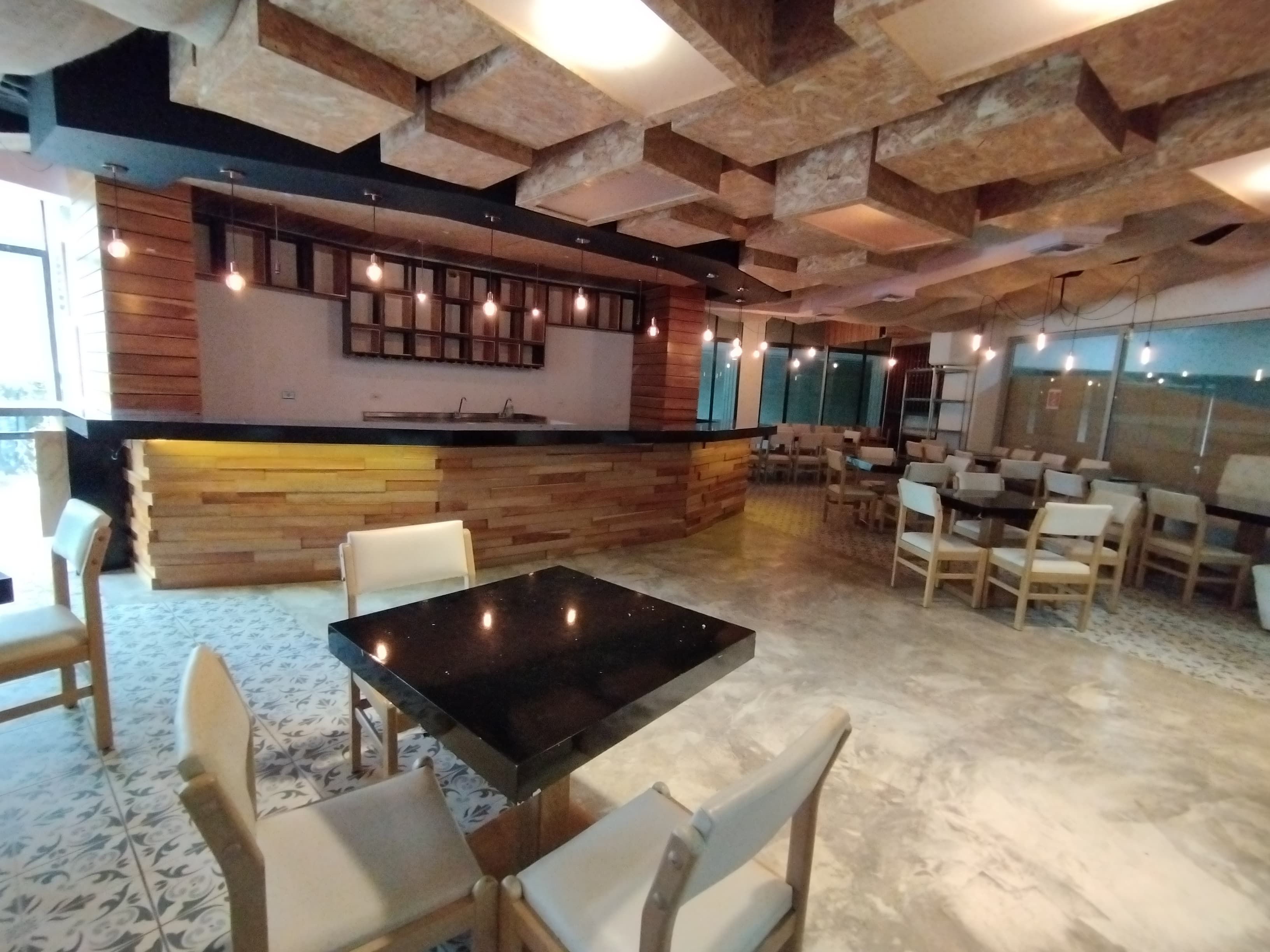 Local en arriendo Antioquia Medellín Alejandria 138 m2 Habitaciones 0 Baños 0 Garajes 1 Precio $22796856