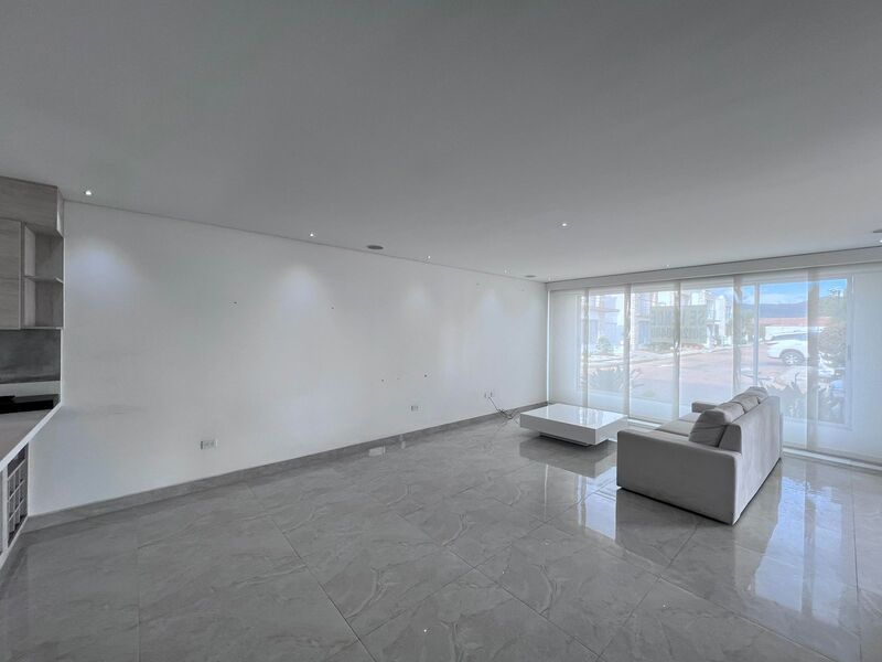 Casa en venta Antioquia La Ceja Ofir 220 m2 Habitaciones 4 Baños 8 Garajes 2 Precio $1250000000