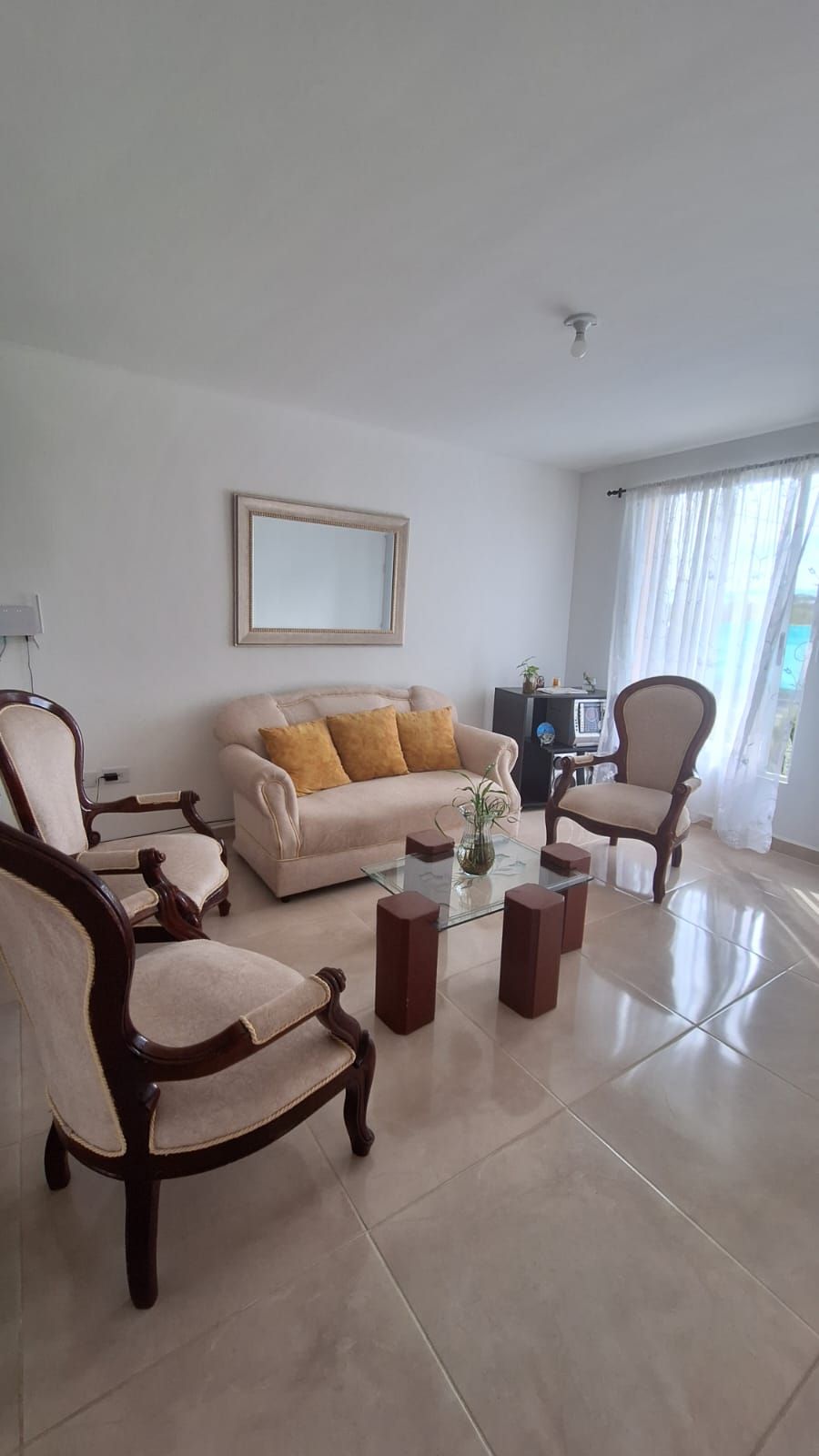 Casa en arriendo Risaralda Pereira El Progreso 115 m2 Habitaciones 3 Baños 4 Garajes 2 Precio $2600000