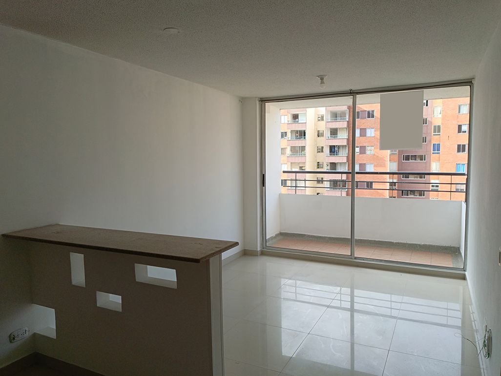 Apartamento en arriendo Antioquia Medellín Loma De Los Bernal 70 m2 Habitaciones 3 Baños 2 Garajes 1 Precio $2250000