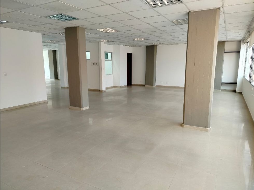Oficina en arriendo Cundinamarca Bogotá Lago Gaitan 100 m2 Habitaciones 0 Baños 1 Garajes 1 Precio $5076485