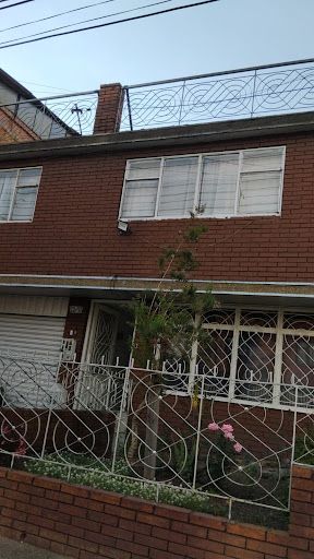 Casa en venta Cundinamarca Bogotá El Encanto 168 m2 Habitaciones 2 Baños 1 Garajes 0 Precio $700000000