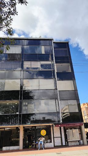Oficina en venta Cundinamarca Bogotá Lago Gaitan 50 m2 Habitaciones 0 Baños 2 Garajes 1 Precio $348000000