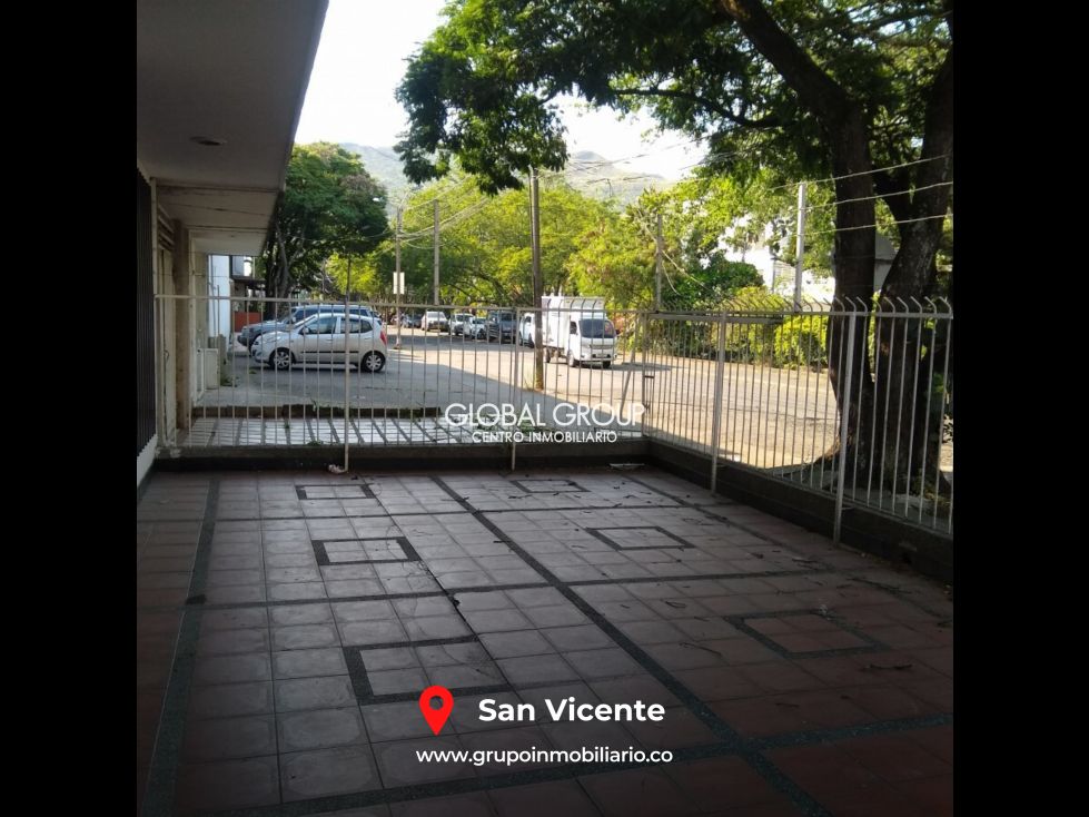 Casa en venta Valle Del Cauca Cali San Francisco 150 m2 Habitaciones 5 Baños 4 Garajes 4 Precio $698000000