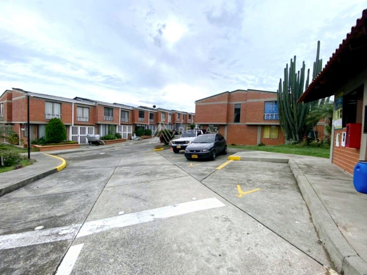 Casa en venta Risaralda Pereira Sector Belmonte 135 m2 Habitaciones 4 Baños 4 Garajes 2 Precio $480000000