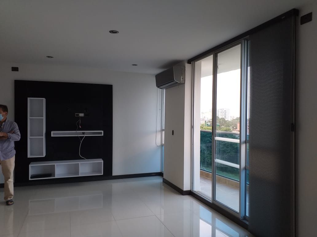 Apartamento en arriendo Risaralda Pereira El Progreso 113 m2 Habitaciones 3 Baños 4 Garajes 3 Precio $3950000