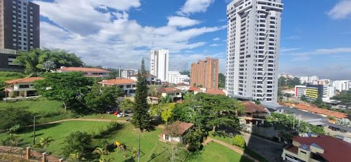 Apartamento en venta Risaralda Pereira Ur La Julia 168 m2 Habitaciones 3 Baños 3 Garajes 2 Precio $1617000000