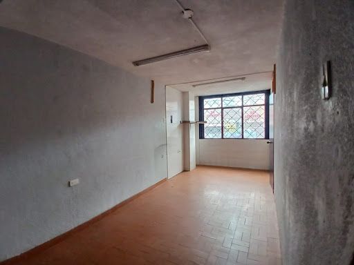 Local en arriendo Cundinamarca Bogotá La Favorita 20 m2 Habitaciones 0 Baños 0 Garajes 1 Precio $1500000