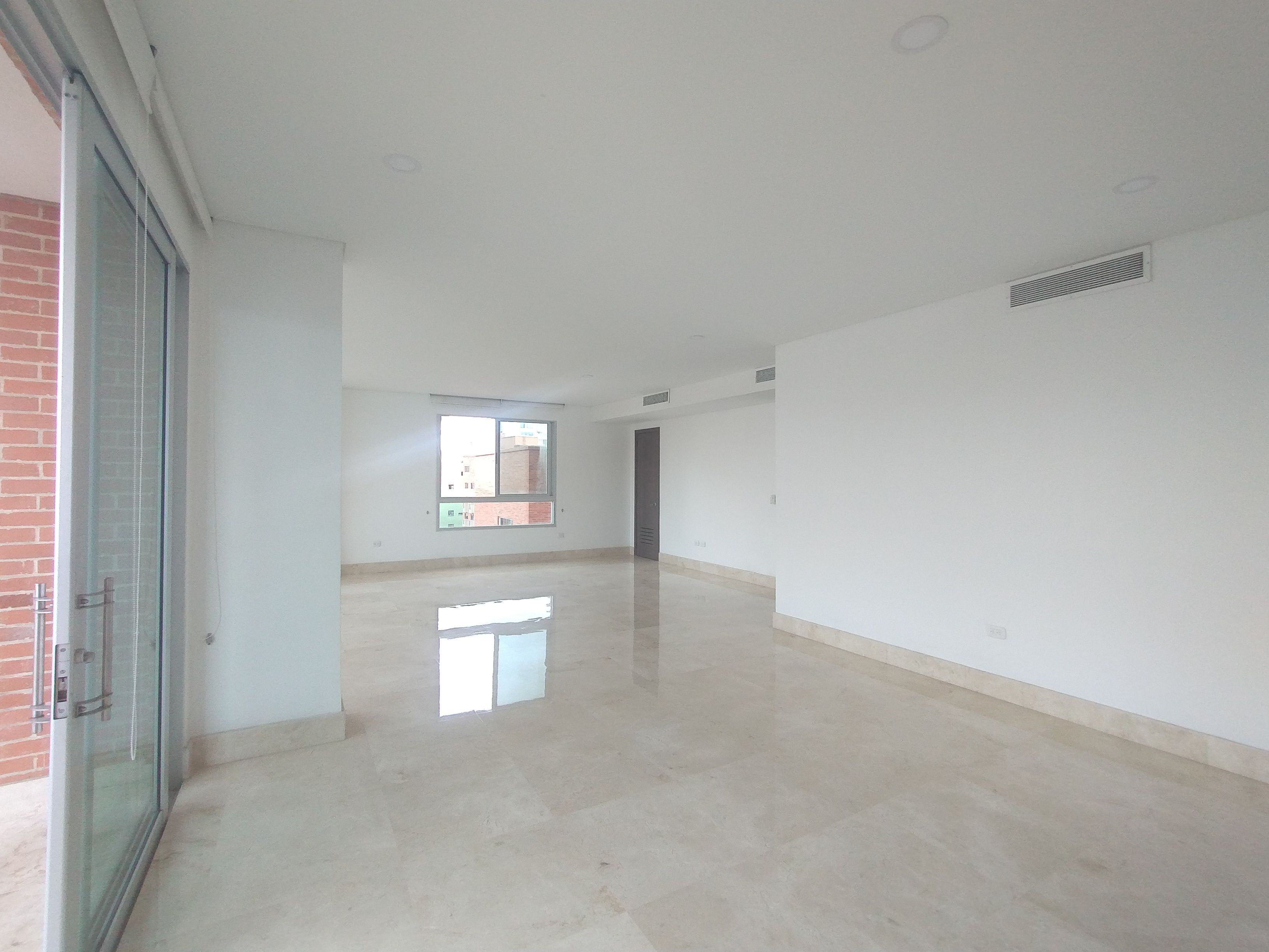 Apartamento en arriendo Atlántico Barranquilla El Prado 197 m2 Habitaciones 3 Baños 6 Garajes 3 Precio $8520000