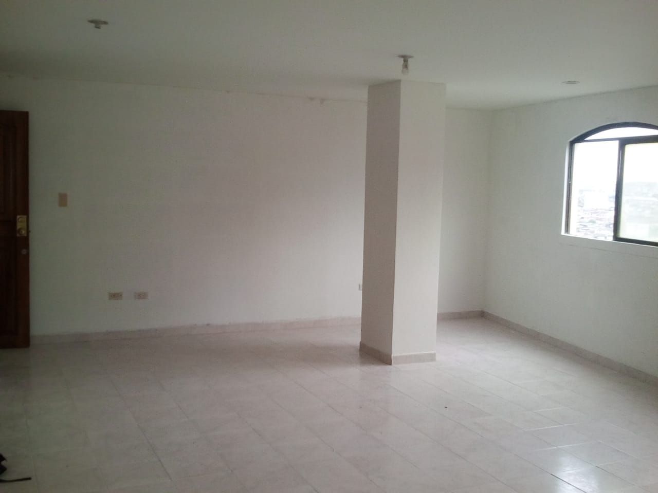 Oficina en arriendo Risaralda Pereira El Progreso 35 m2 Habitaciones 0 Baños 0 Garajes 1 Precio $950000