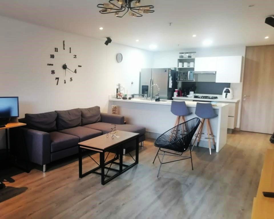 Apartamento en arriendo o venta Antioquia Medellín Los Naranjos 70 m2 Habitaciones 1 Baños 2 Garajes 2 Precio venta $750000000 Precio arriendo $4200000