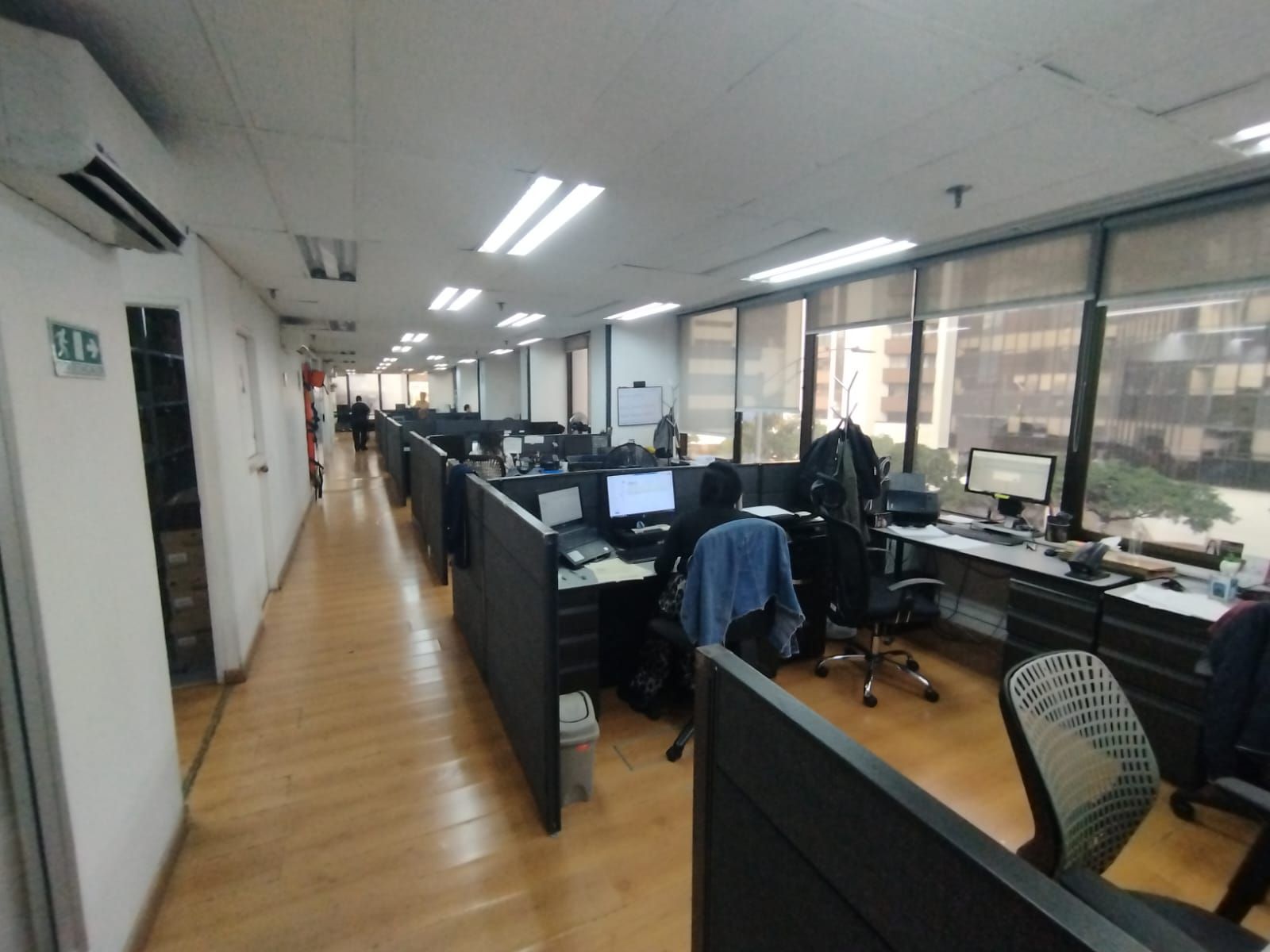 Oficina en arriendo Antioquia Medellín La Candelaria 200 m2 Habitaciones 0 Baños 3 Garajes 0 Precio $13780900