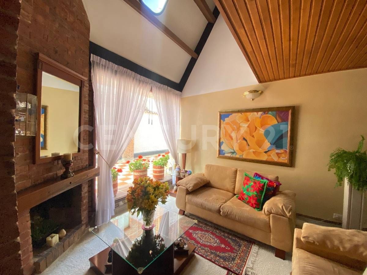 Casa en venta Cundinamarca Bogotá Los Cedros Oriental 160 m2 Habitaciones 3 Baños 4 Garajes 1 Precio $620000000