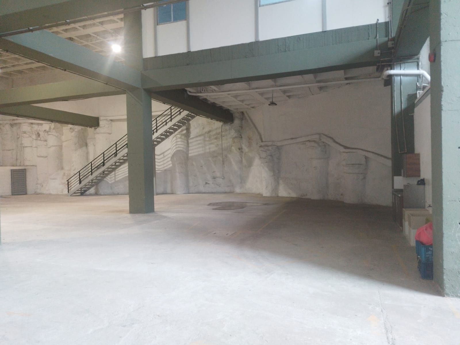 Bodega en arriendo Antioquia Caldas Vereda El Raizal 650 m2 Habitaciones 0 Baños 8 Garajes 1 Precio $18000000