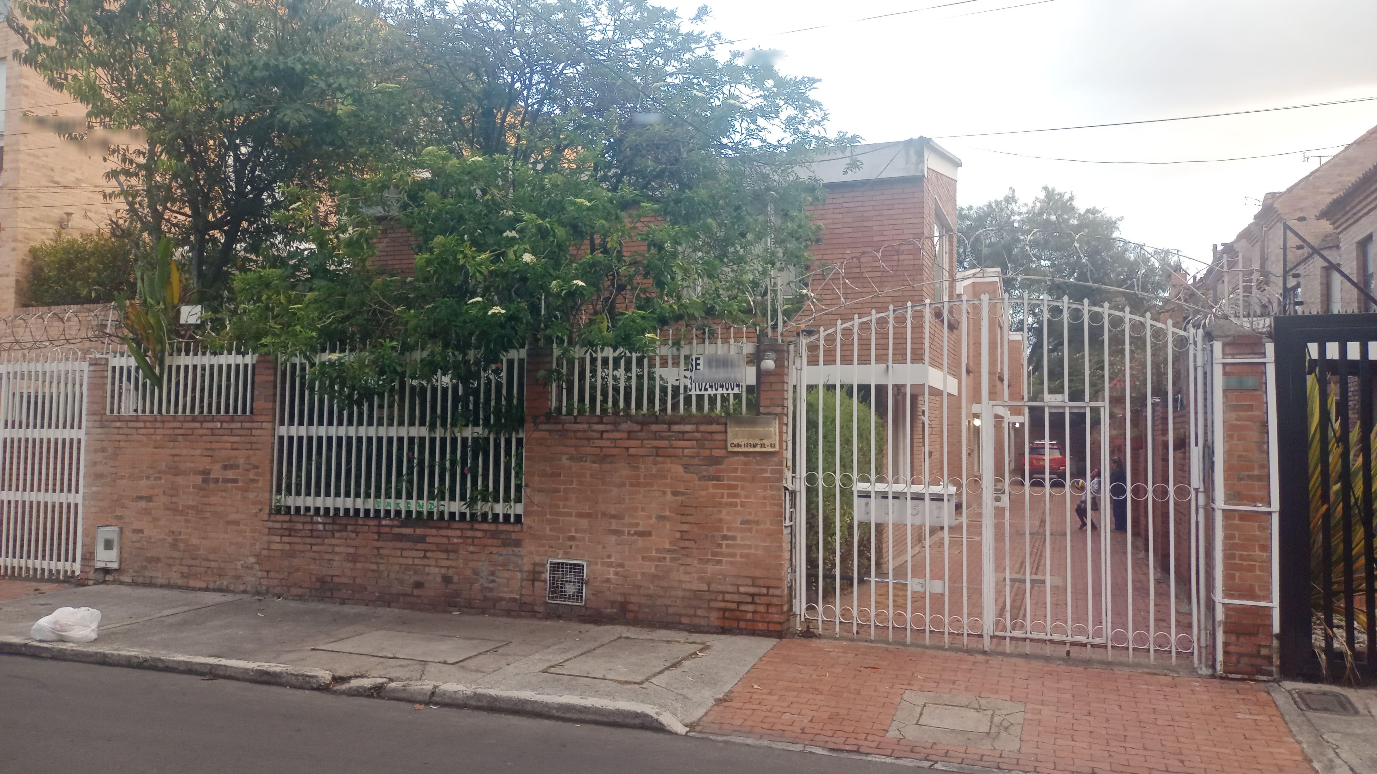 Casa en venta Cundinamarca Bogotá Cedritos 144 m2 Habitaciones 3 Baños 2 Garajes 2 Precio $600000000