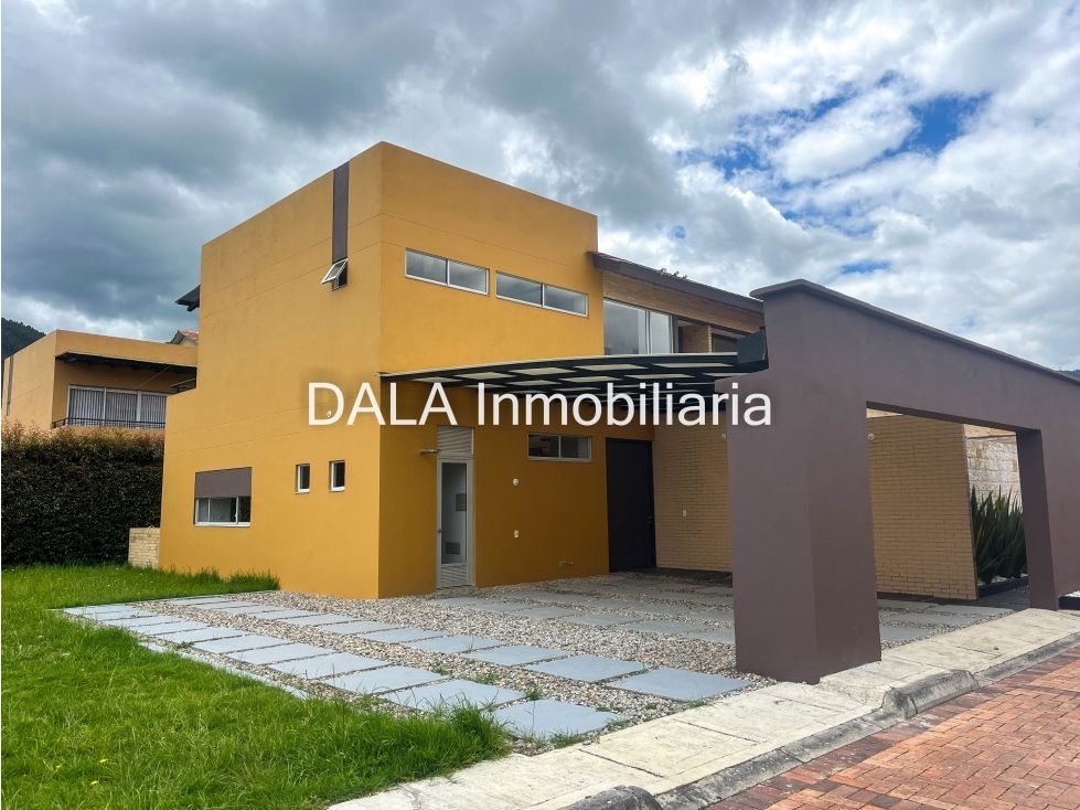 Casa en venta Cundinamarca Cajicá Santa Cruz 188 m2 Habitaciones 5 Baños 6 Garajes 4 Precio $1329900000