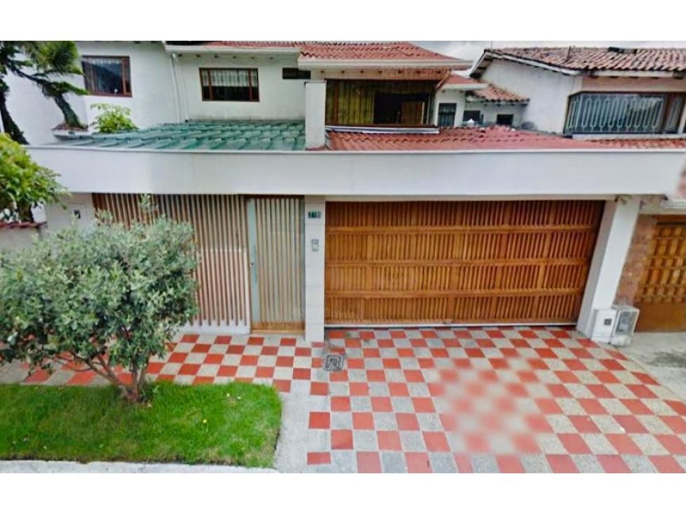 Casa en venta Cundinamarca Bogotá Santa Ana Occidental 320 m2 Habitaciones 4 Baños 4 Garajes 3 Precio $2200000000