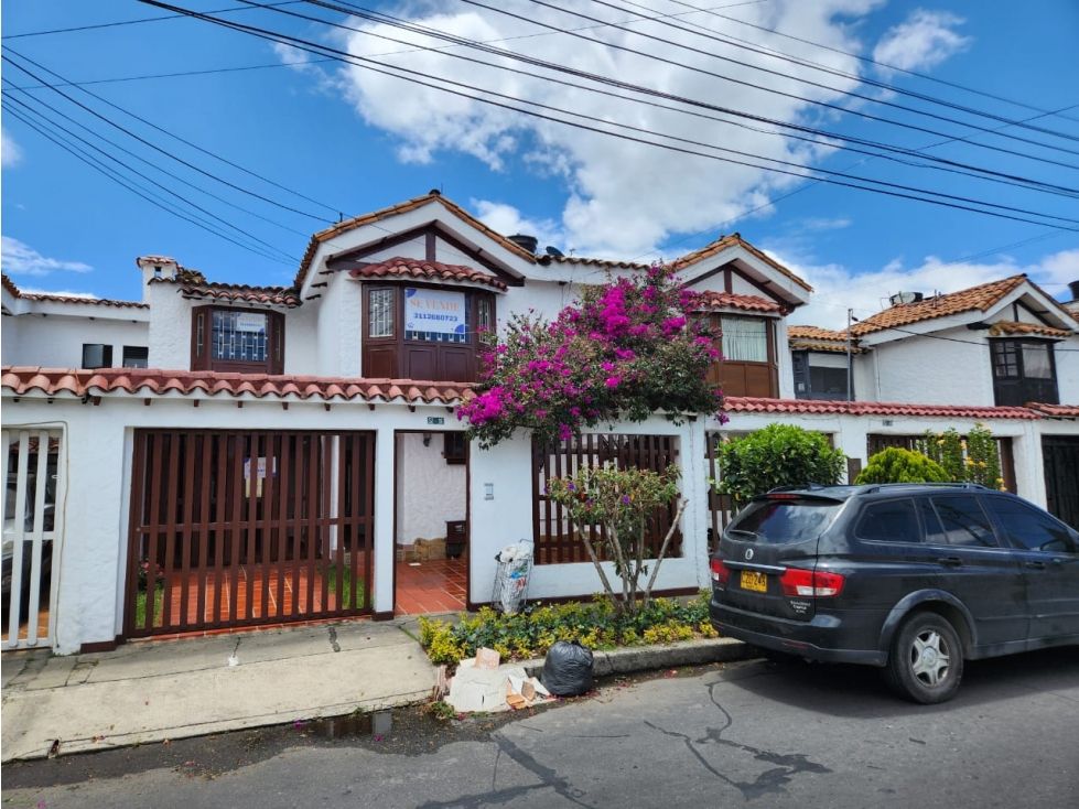 Casa en venta Cundinamarca Bogotá Mónaco 300 m2 Habitaciones 4 Baños 4 Garajes 2 Precio $1200000000