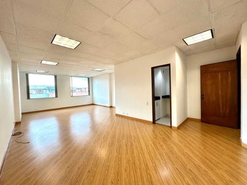 Oficina en arriendo Cundinamarca Bogotá Chico Norte Et Iii 45 m2 Habitaciones 0 Baños 0 Garajes 1 Precio $3000000