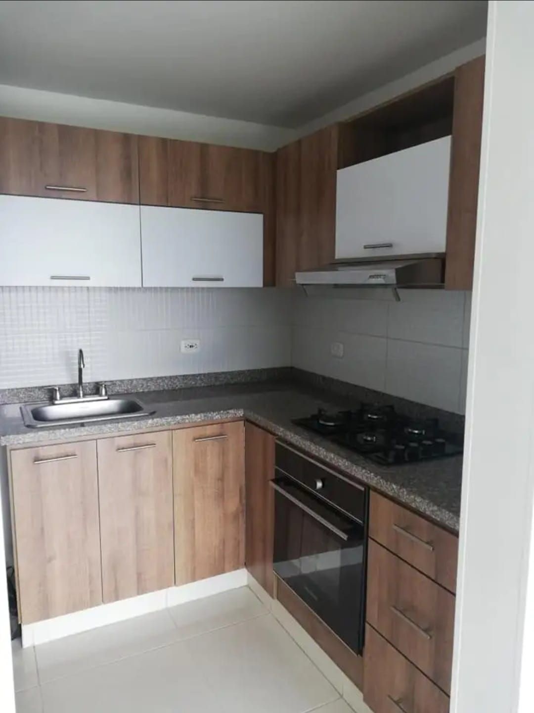 Apartamento en venta Risaralda Dosquebradas La Macarena 72 m2 Habitaciones 3 Baños 2 Garajes 2 Precio $370000000