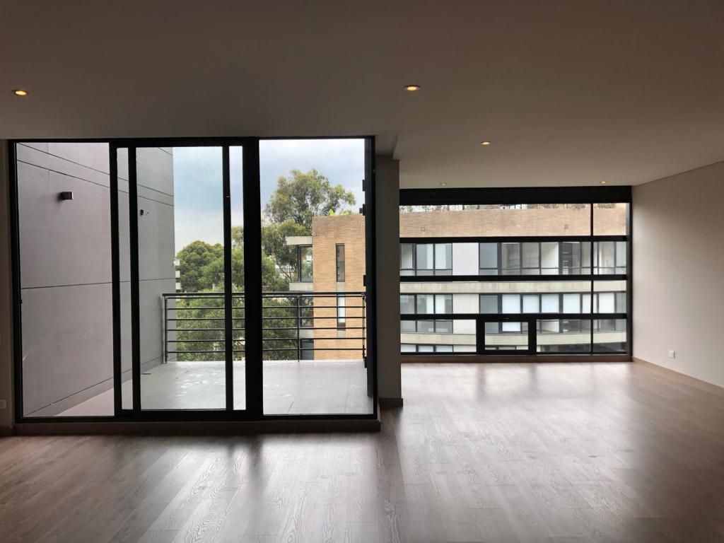 Apartamento en arriendo Cundinamarca Bogotá Granada 269 m2 Habitaciones 3 Baños 4 Garajes 4 Precio $25000000