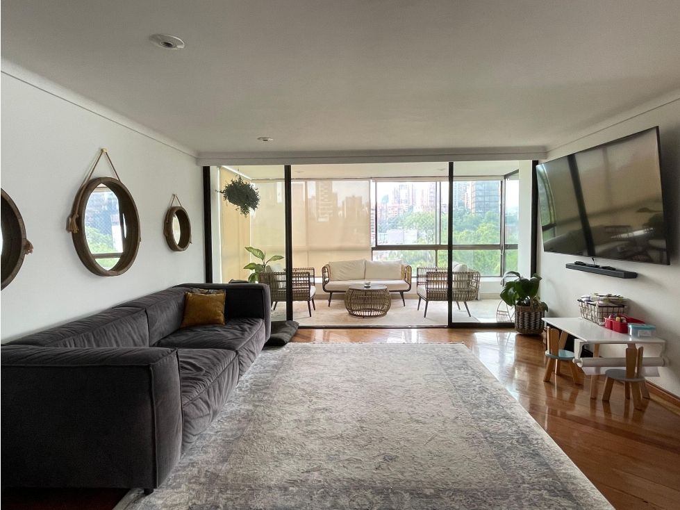 Apartamento en arriendo Antioquia Medellín El Poblado 290 m2 Habitaciones 4 Baños 4 Garajes 4 Precio $13500000