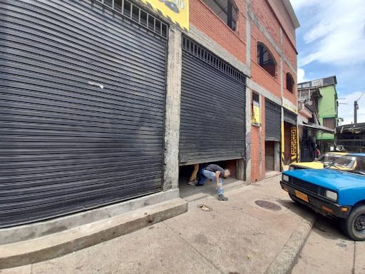 Bodega en arriendo Risaralda Pereira Corocito 40 m2 Habitaciones 0 Baños 0 Garajes 2 Precio $2800000