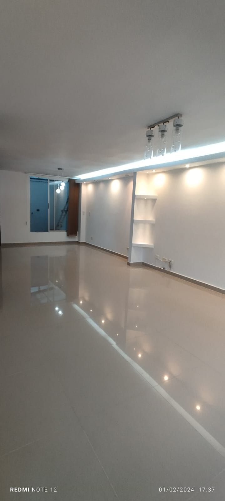 Casa en venta Risaralda Dosquebradas Tarena 1442 m2 Habitaciones 3 Baños 4 Garajes 2 Precio $495000000