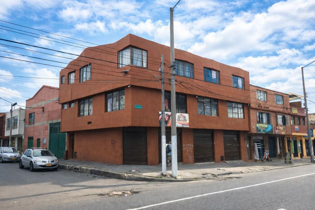 Casa en venta Cundinamarca Bogotá Tivaque 455 m2 Habitaciones 4 Baños 4 Garajes 0 Precio $900000000