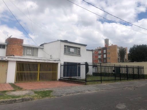 Casa en arriendo Cundinamarca Bogotá El Contador 273 m2 Habitaciones 4 Baños 2 Garajes 1 Precio $5900000