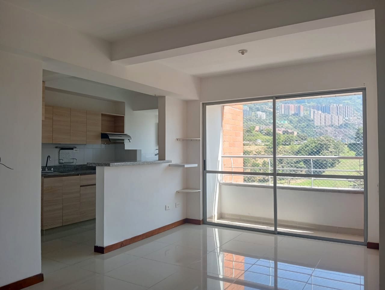 Apartamento en arriendo Antioquia Medellín Calasanz 60 m2 Habitaciones 3 Baños 2 Garajes 2 Precio $2700000