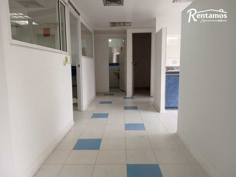 Oficina en arriendo Antioquia Itagüí Centro 352 m2 Habitaciones 0 Baños 5 Garajes 0 Precio $10000000