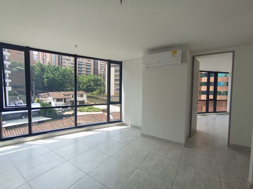Oficina en arriendo Antioquia Medellín Alejandria 52 m2 Habitaciones 0 Baños 0 Garajes 2 Precio $4900000