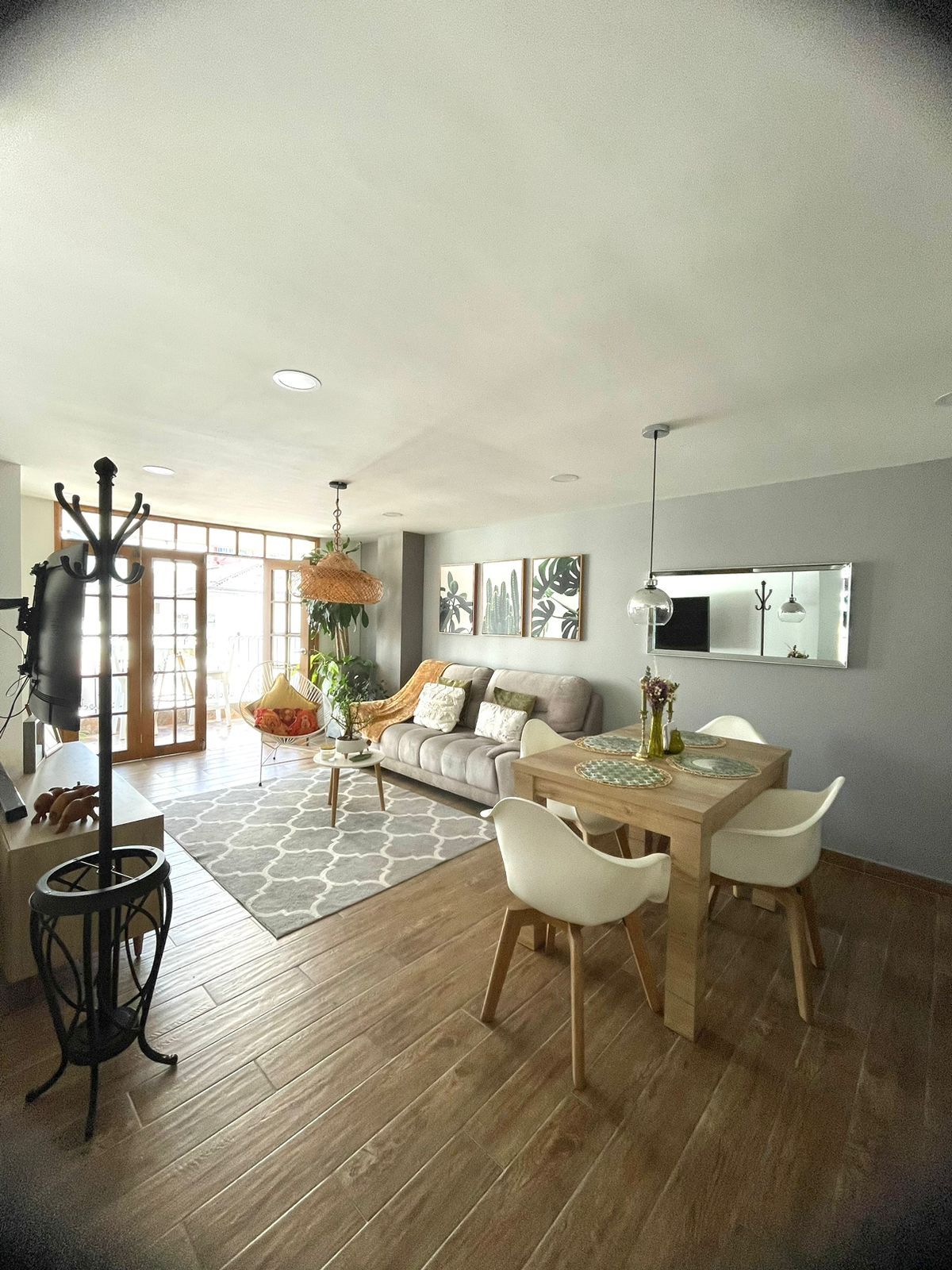 Apartamento en venta Risaralda Pereira Los Alpes 101 m2 Habitaciones 3 Baños 2 Garajes 2 Precio $390000000