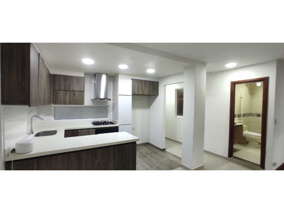 Apartamento en venta Antioquia Envigado Obrero 122 m2 Habitaciones 3 Baños 2 Garajes 0 Precio $570000000