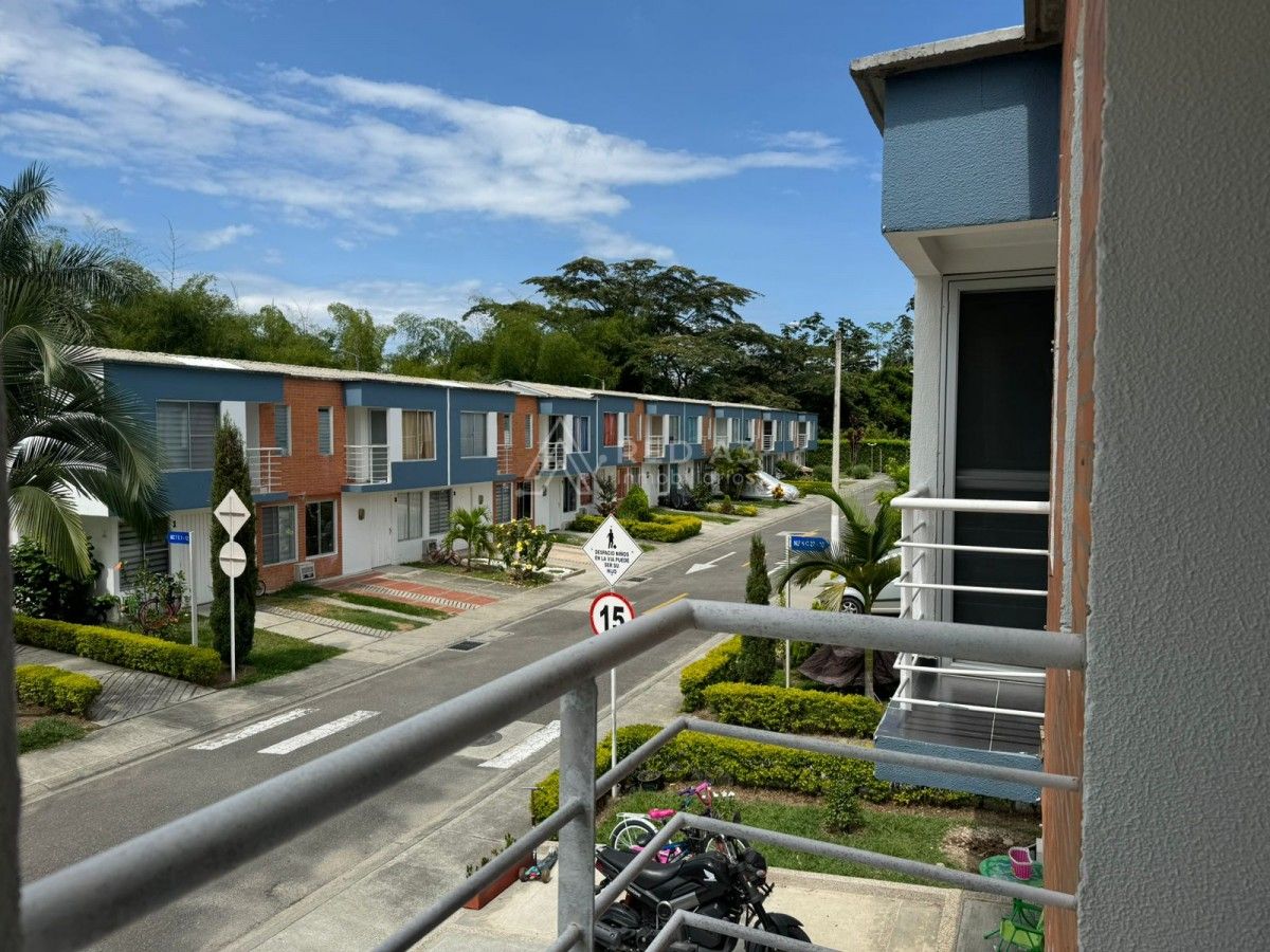 Casa en venta Risaralda Pereira Pereira 100 m2 Habitaciones 3 Baños 4 Garajes 2 Precio $320000000