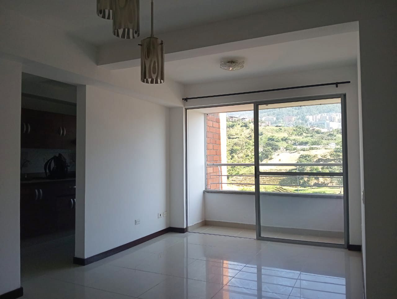 Apartamento en arriendo Antioquia Medellín Calasanz 60 m2 Habitaciones 3 Baños 2 Garajes 2 Precio $2600000
