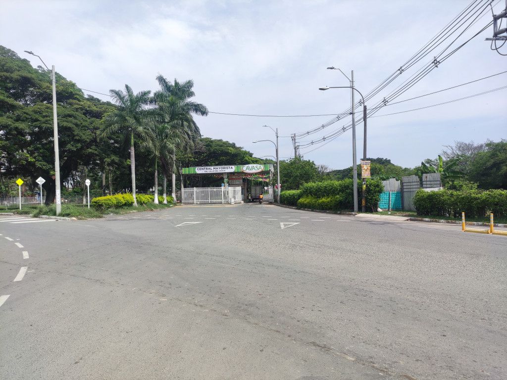 Local en venta Valle Del Cauca Cali Cali 15 m2 Habitaciones 0 Baños 0 Garajes 0 Precio $100000000