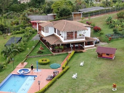 Finca en venta Valle Del Cauca Cali Cali 395 m2 Habitaciones 6 Baños 4 Garajes 0 Precio $790000000
