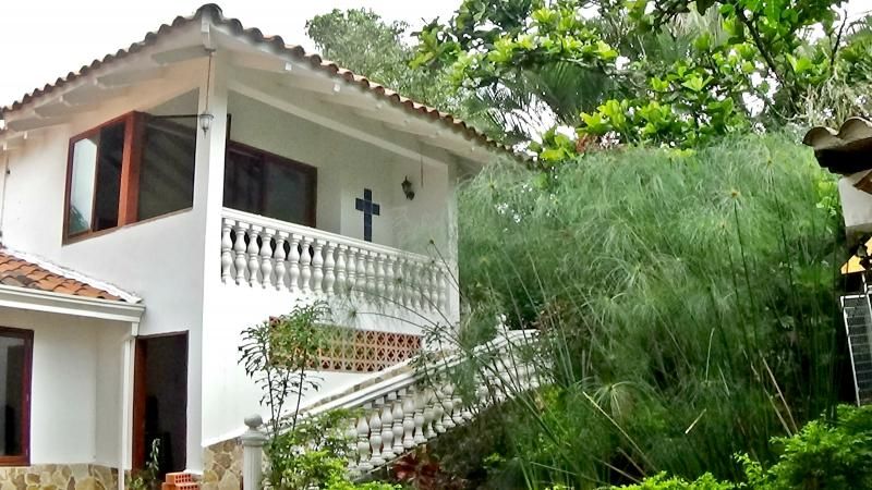 Casa en venta Valle Del Cauca Cali San Pedro 450 m2 Habitaciones 3 Baños 4 Garajes 2 Precio $1200000000