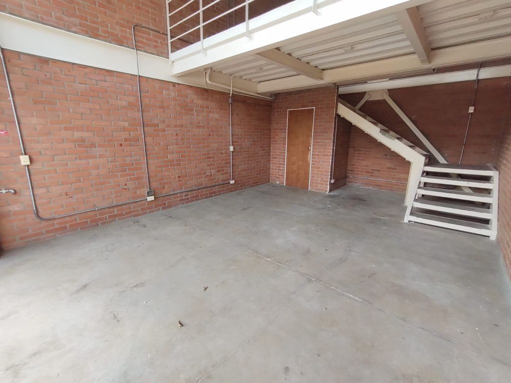 Local en arriendo Valle Del Cauca Cali Alameda 45 m2 Habitaciones 0 Baños 1 Garajes 0 Precio $2200000