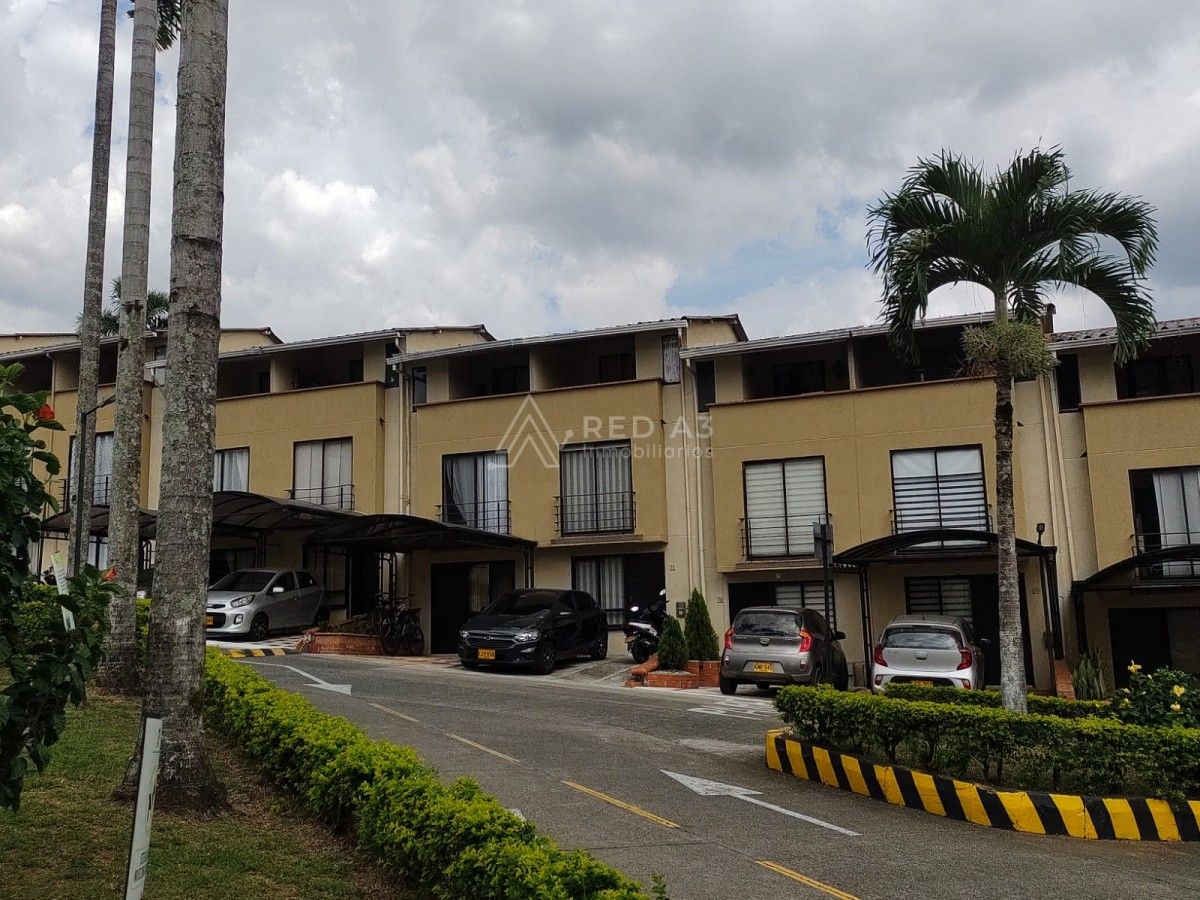 Casa en venta Risaralda Pereira Brisas Del Consota 90 m2 Habitaciones 3 Baños 2 Garajes 1 Precio $310000000