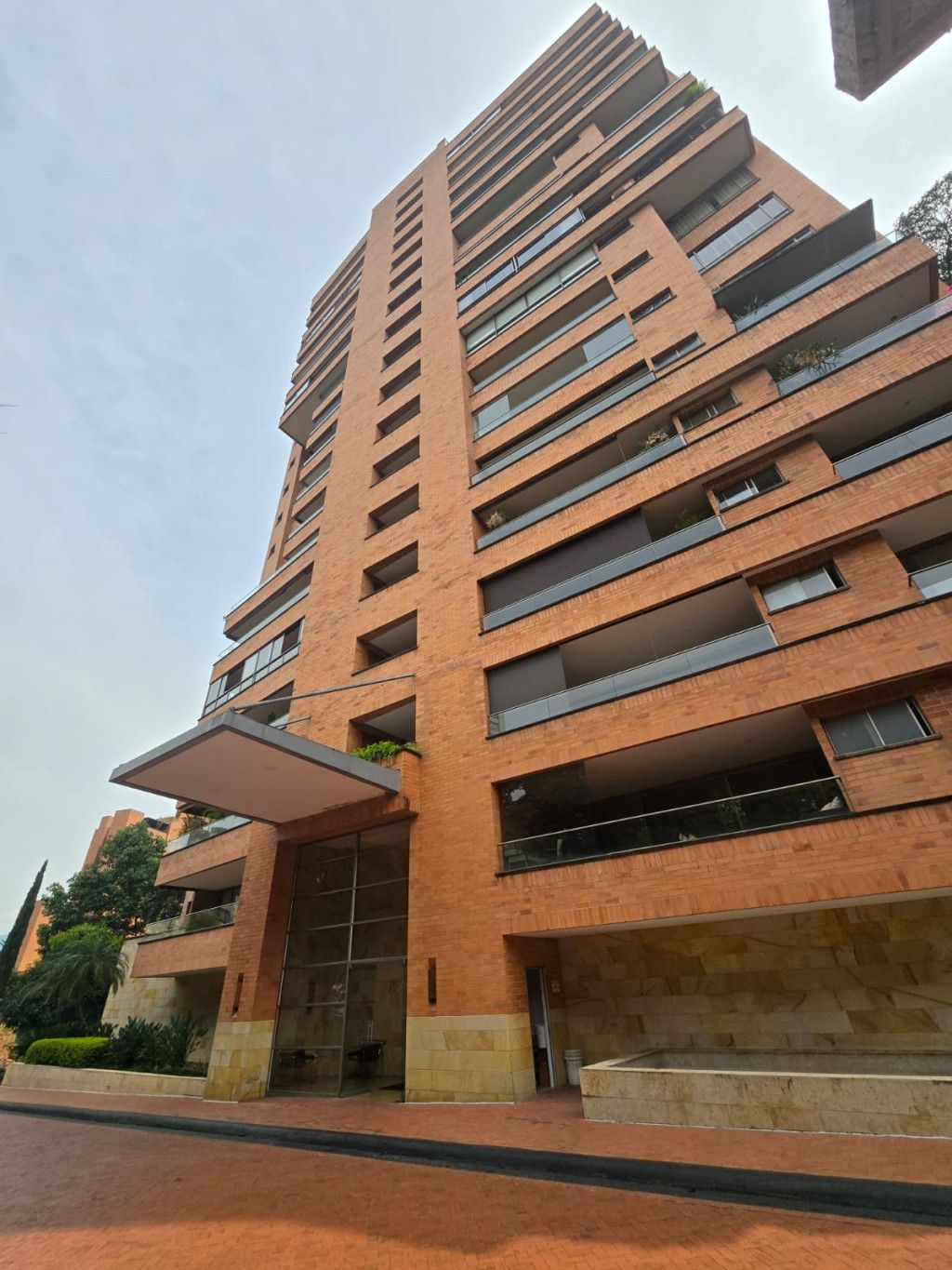 Apartamento en venta Antioquia Medellín Urbanizacion Castilla Real 180 m2 Habitaciones 3 Baños 4 Garajes 2 Precio $1570000000