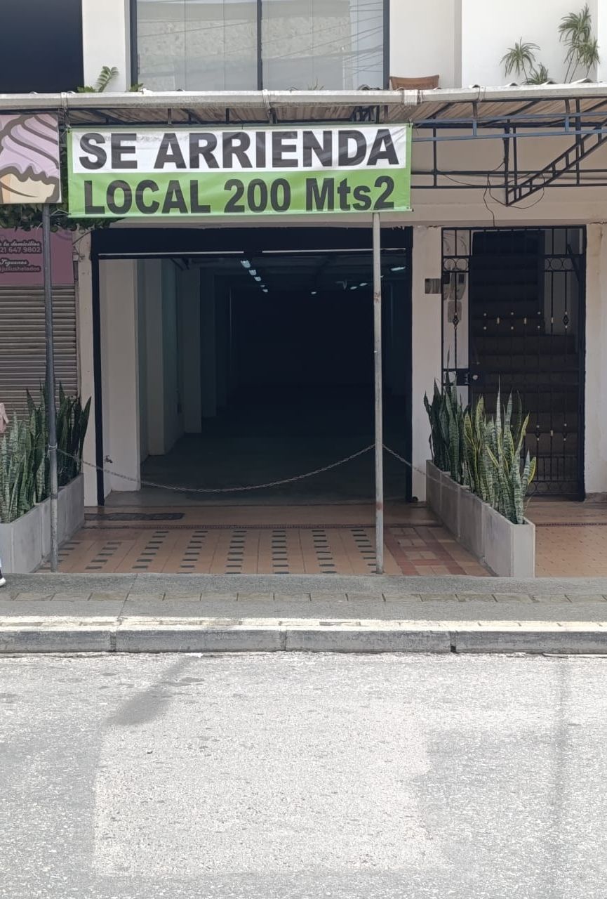 Local en arriendo Antioquia Bello Ciudad Niquia 204 m2 Habitaciones 0 Baños 0 Garajes 1 Precio $6000000